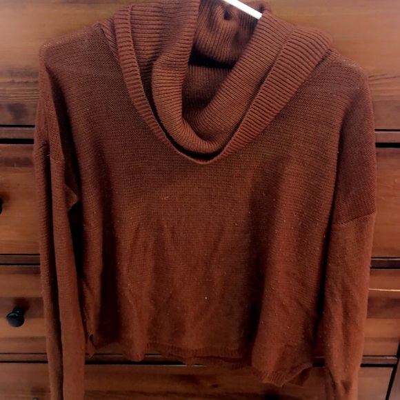 Clothes - Picture 4 of 11